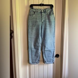 H&M Mom Jean Size 6